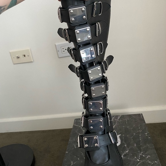 Demonia- Black boots - Picture 2 of 3